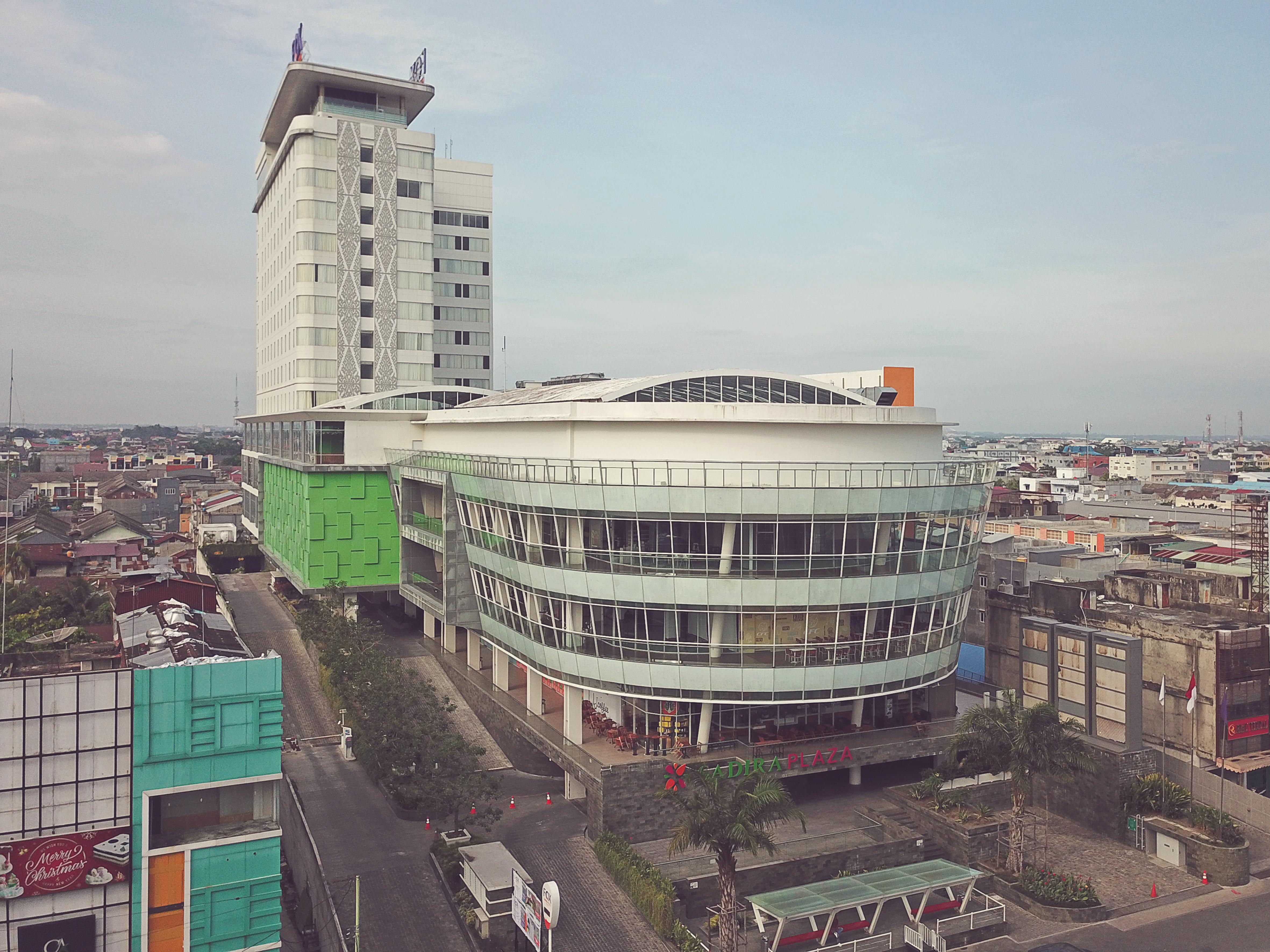Fox Hotel Pekanbaru Extérieur photo