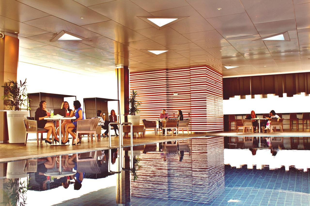Fox Hotel Pekanbaru Extérieur photo